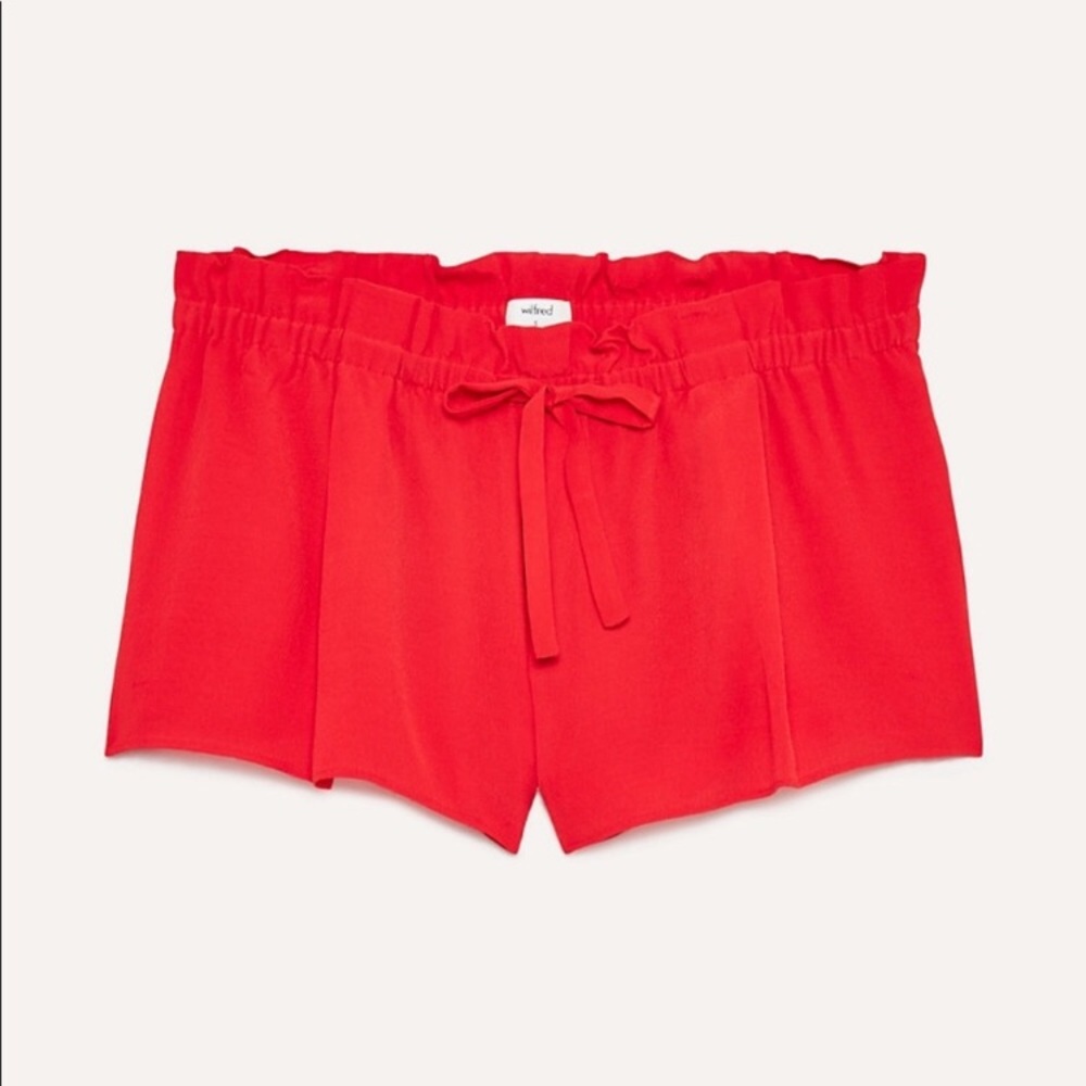Aritzia flowy crepe montrouge shorts